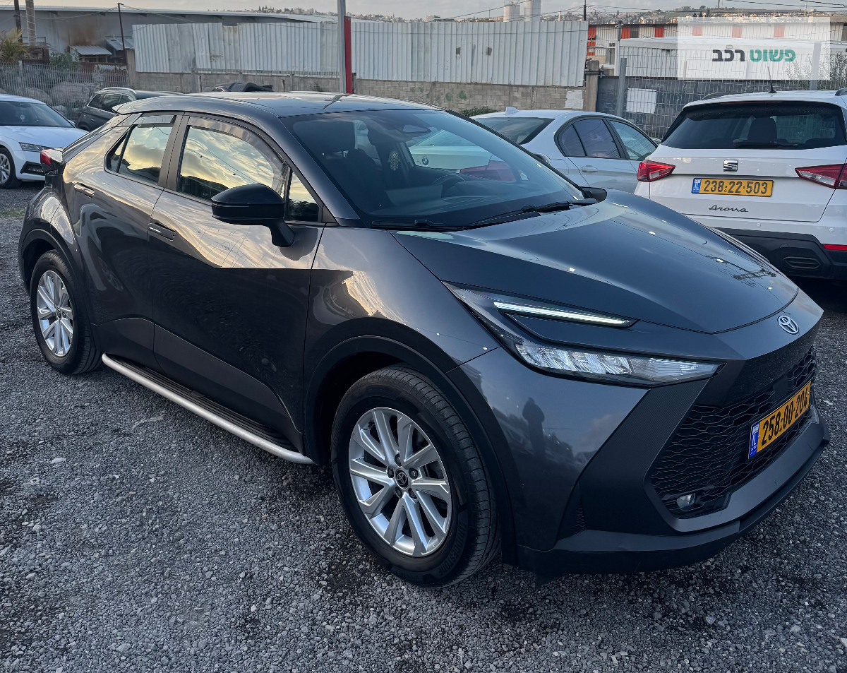 טויוטה C-HR
