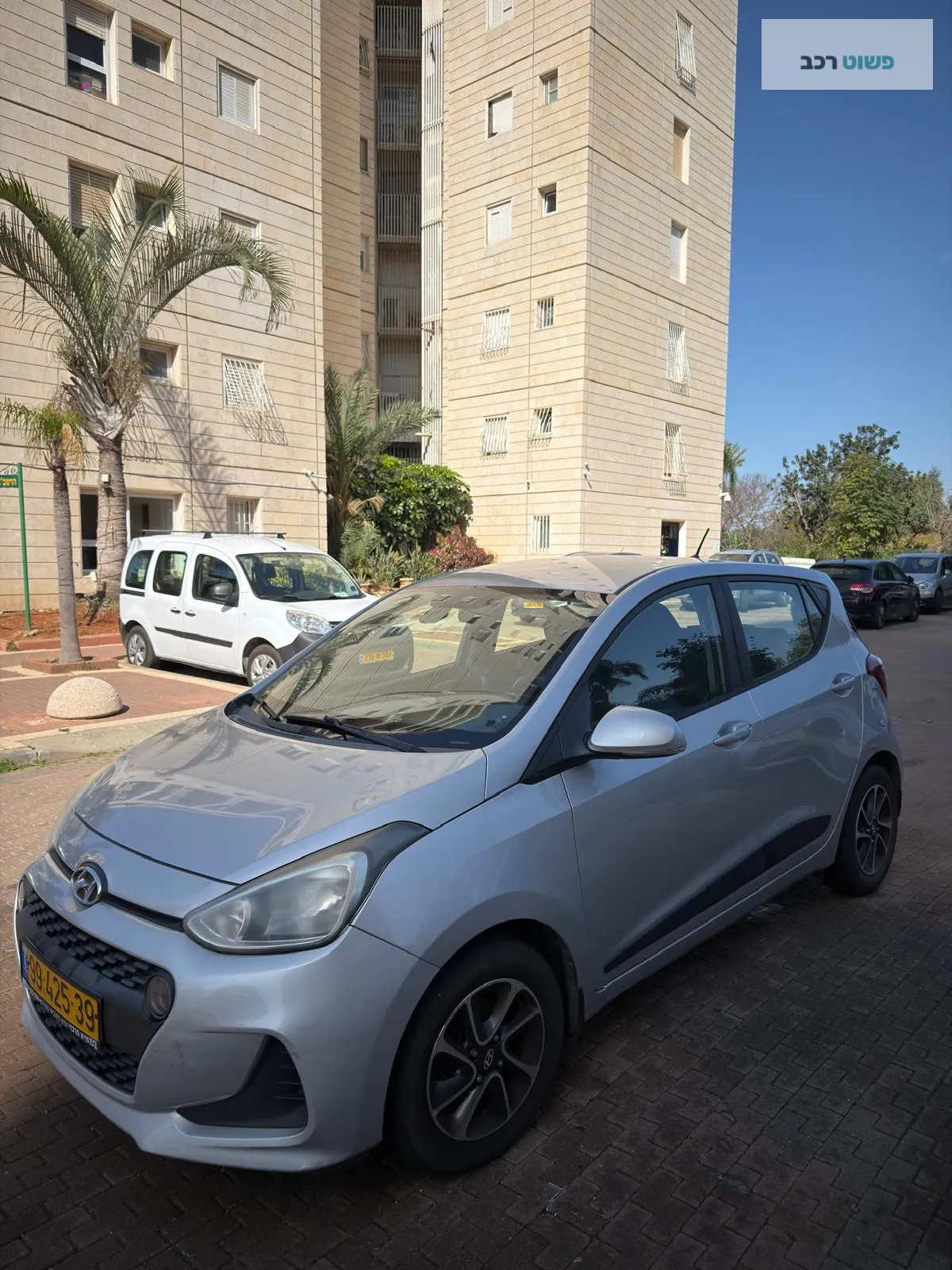 יונדאי i10