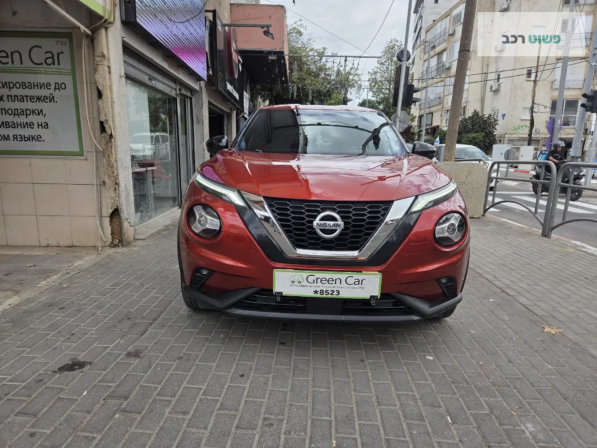 ניסאן ג'וק