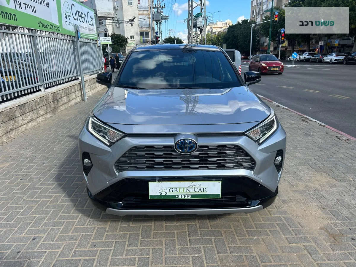 טויוטה RAV4 2021