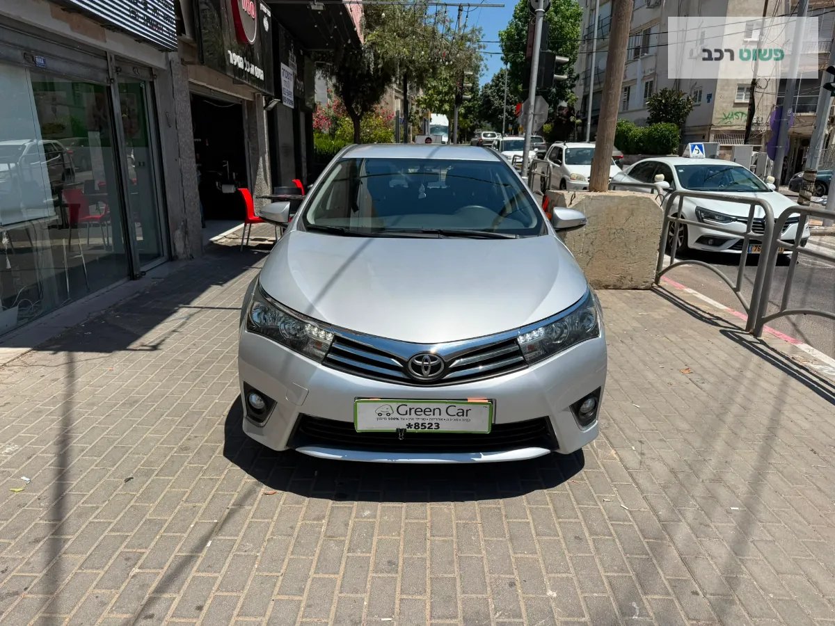 טויוטה קורולה