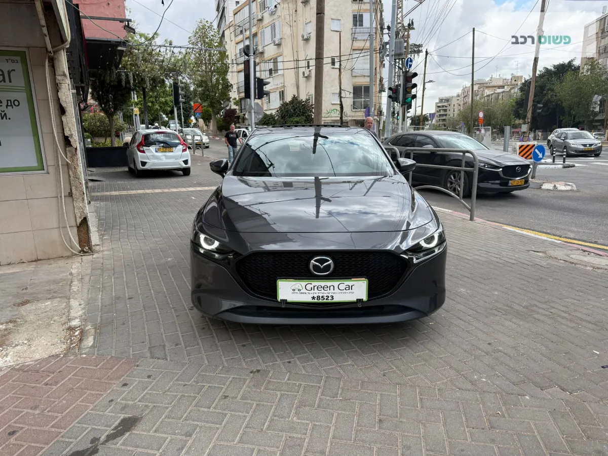 מאזדה 3