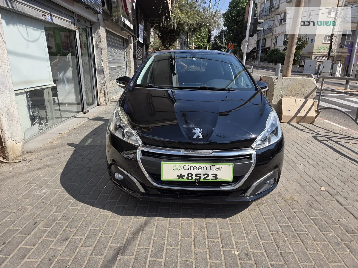 פיג'ו 208